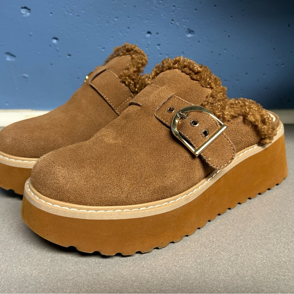 Dolce Vita Lelani Plush Flat Platform Mule Women's Pecan Suede